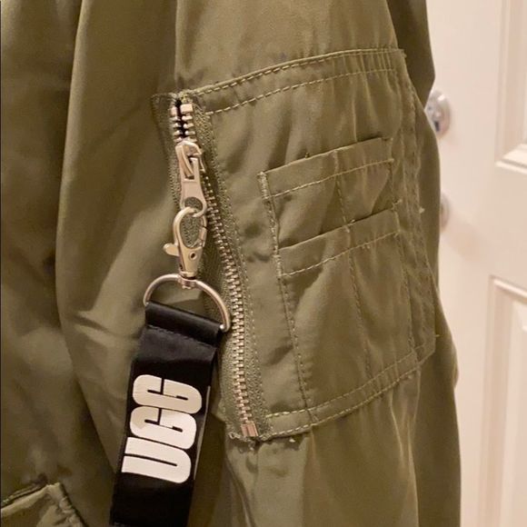 NWT UGG Frances Oversized Bomber Jacket - S - Picture 12 of 14